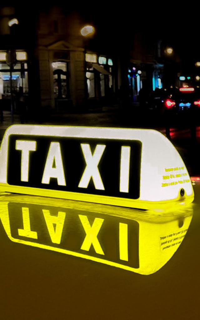 Taxi
